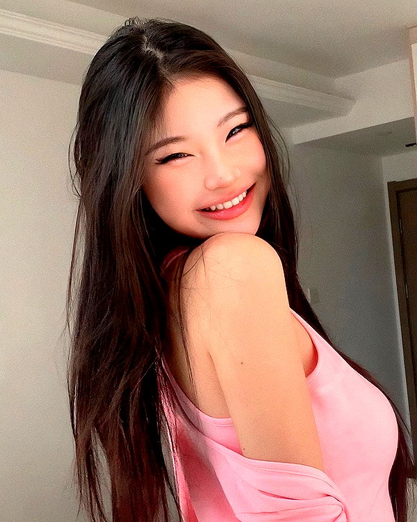 ll.lu1s instagram image archive image