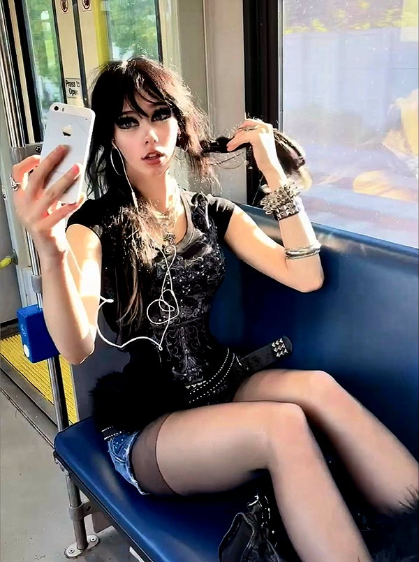 angxl.sky instagram image archive image