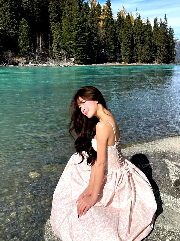 lyhythuedoxinh instagram image archive image