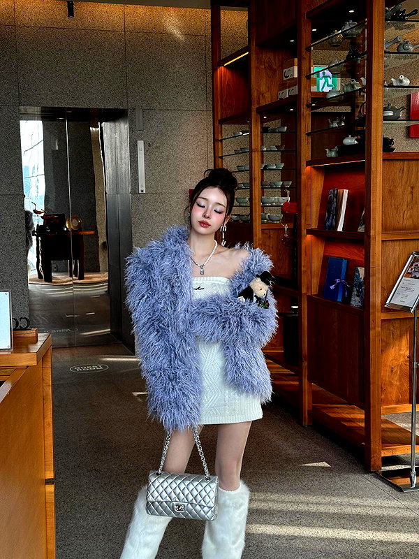 dear.zia instagram image archive image