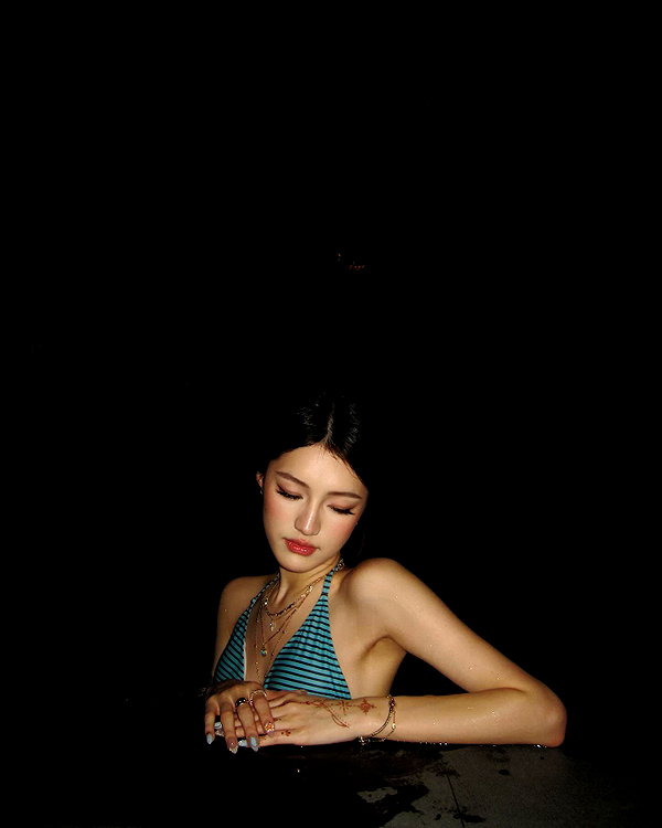 claire_is_miiii instagram image archive image