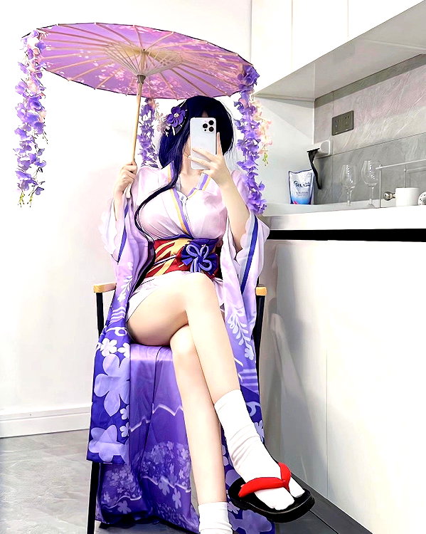 gallery_cosplayer instagram image archive image