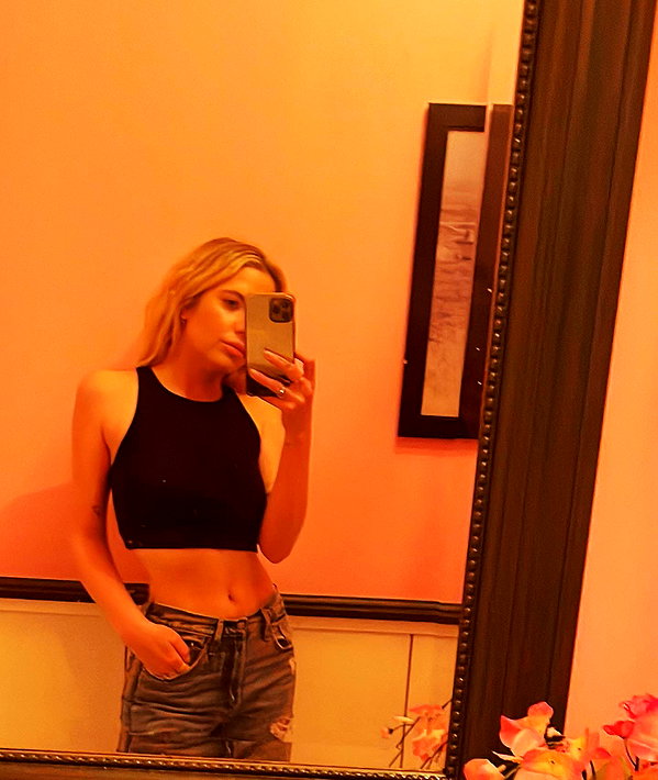 ashleybenson instagram image archive image