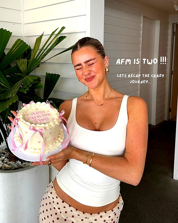 sophadophaa_ instagram image archive image