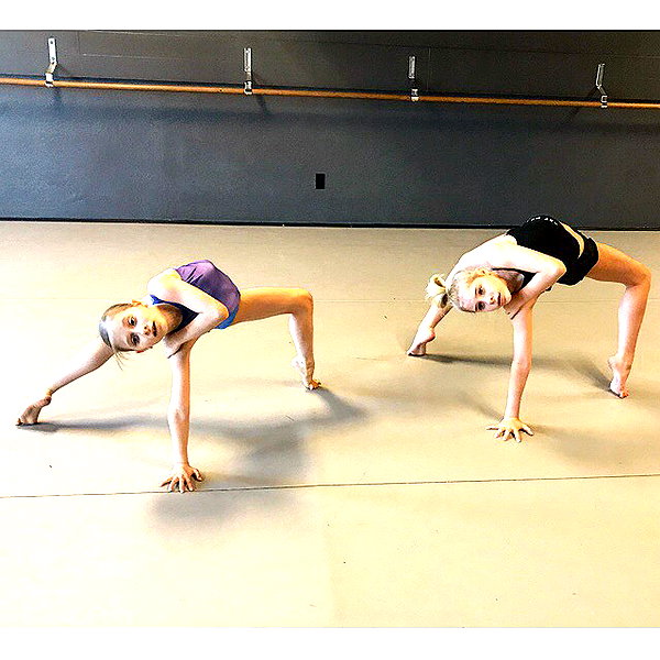 ellianawalmsley instagram image archive image