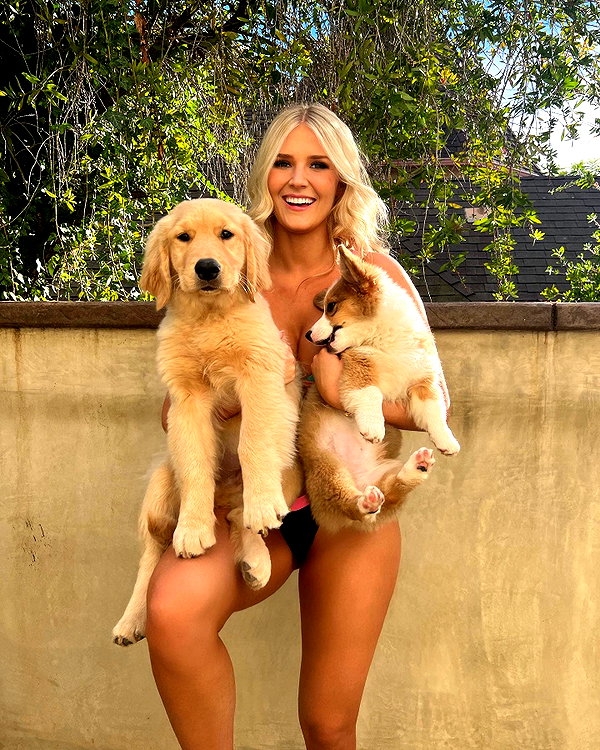 allie_dunn instagram image archive image