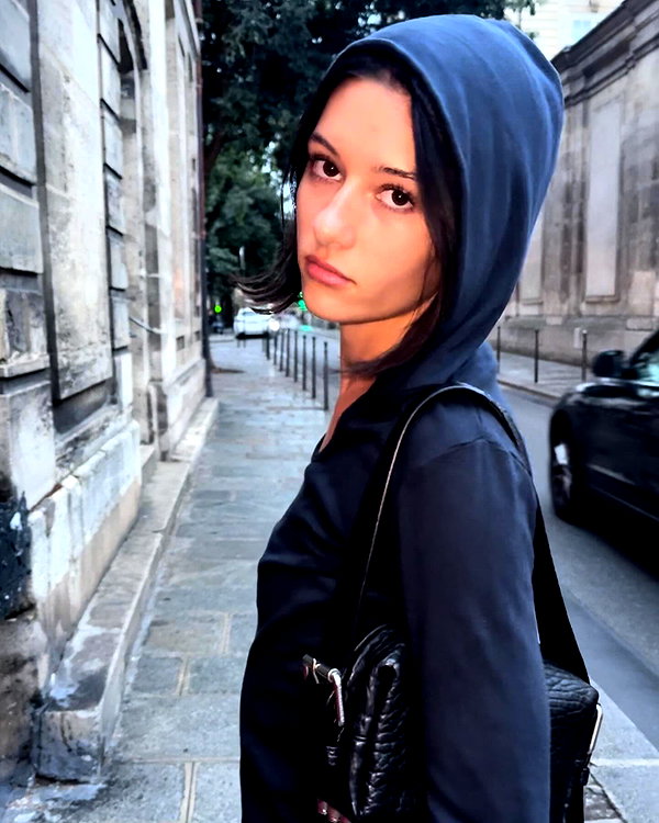 reneeebeller instagram image archive image