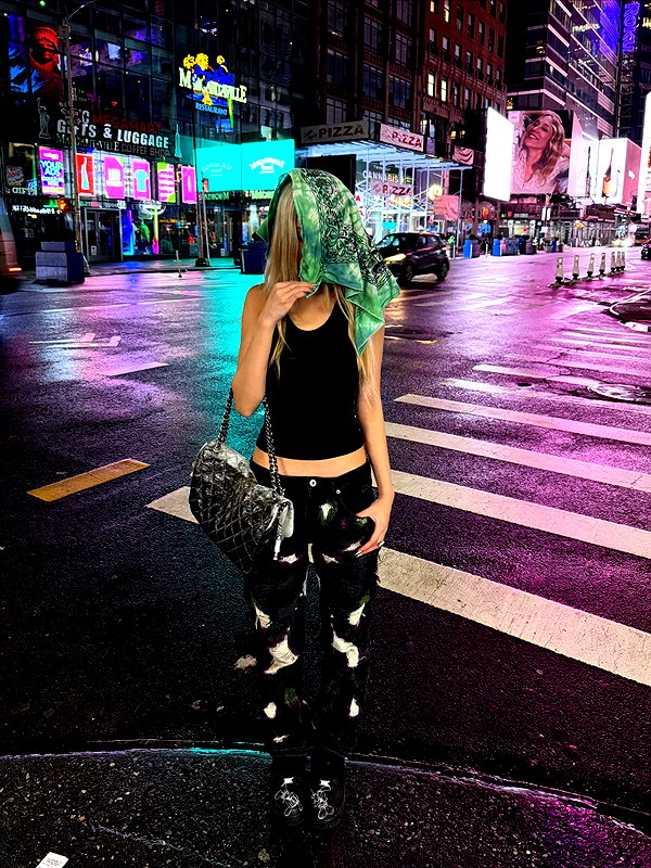 Archived image from @fyejax on Instagram