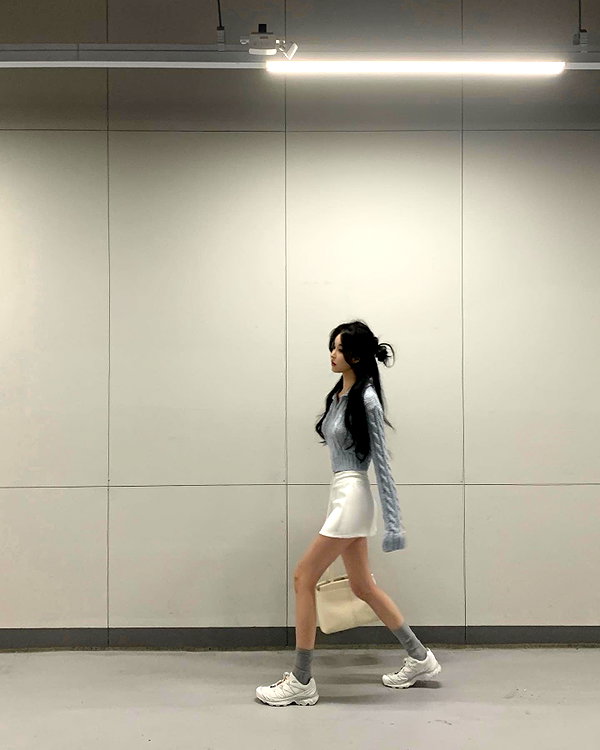 daxbin instagram image archive image