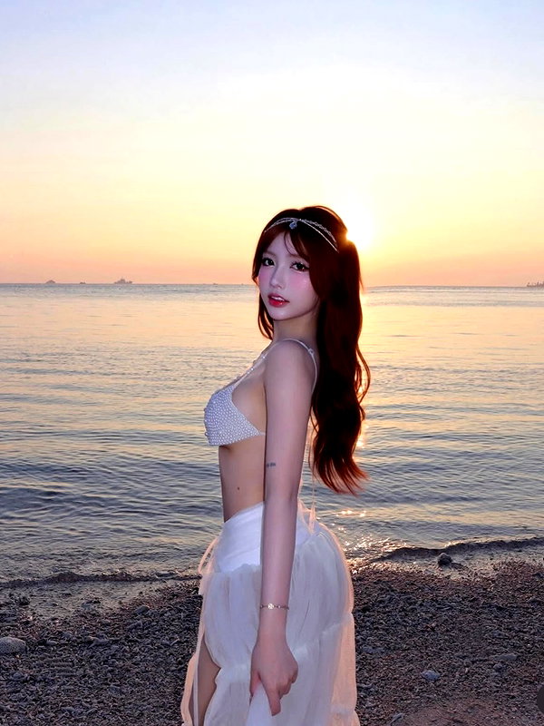 lyhythuedoxinh instagram image archive image