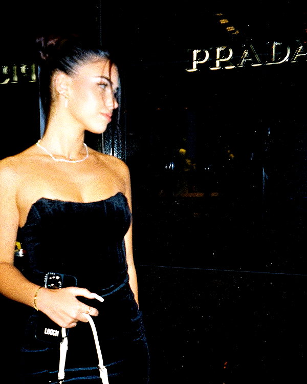 leahhalton instagram image archive image