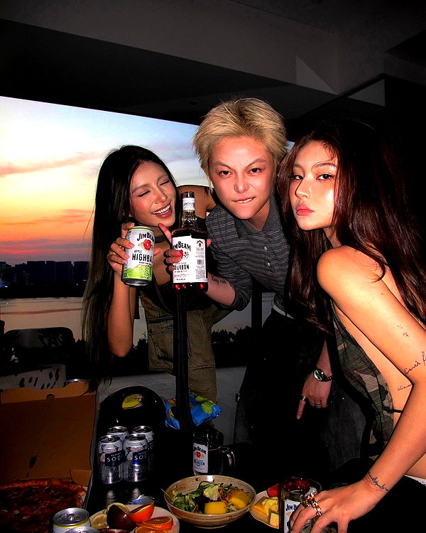 ll.lu1s instagram image archive image