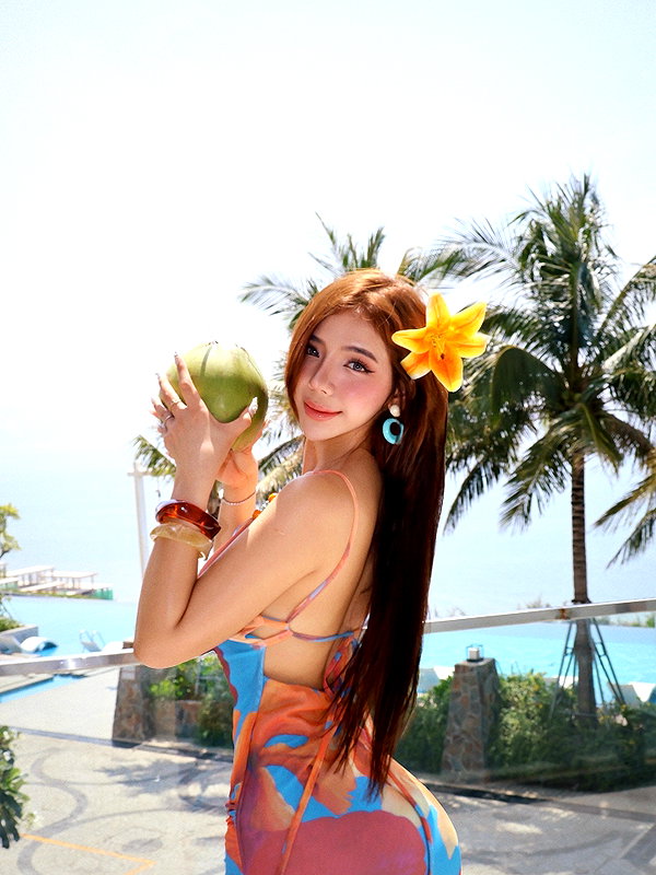 lyhythuedoxinh instagram image archive image