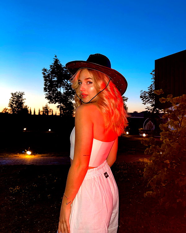 pokrov90 instagram image archive image