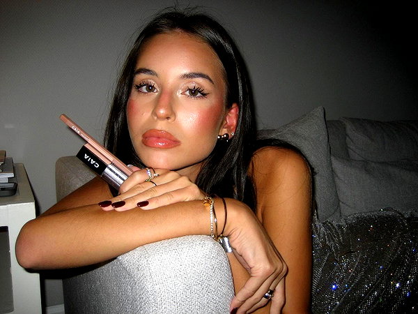 zoeliss instagram image archive image