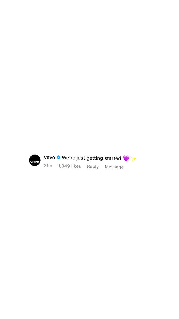 arianagrande instagram image archive image