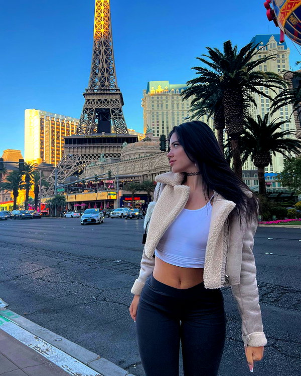 vanessa.rhd instagram image archive image