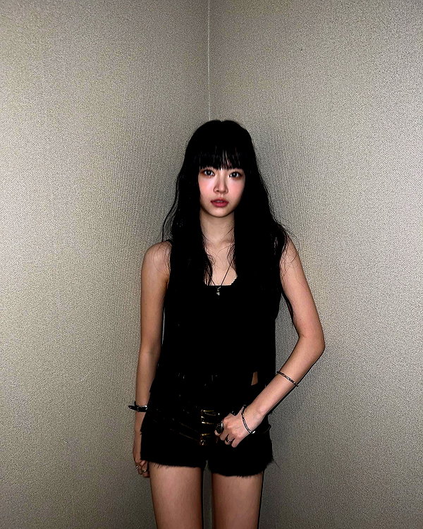 hhh.e_c.v instagram image archive image