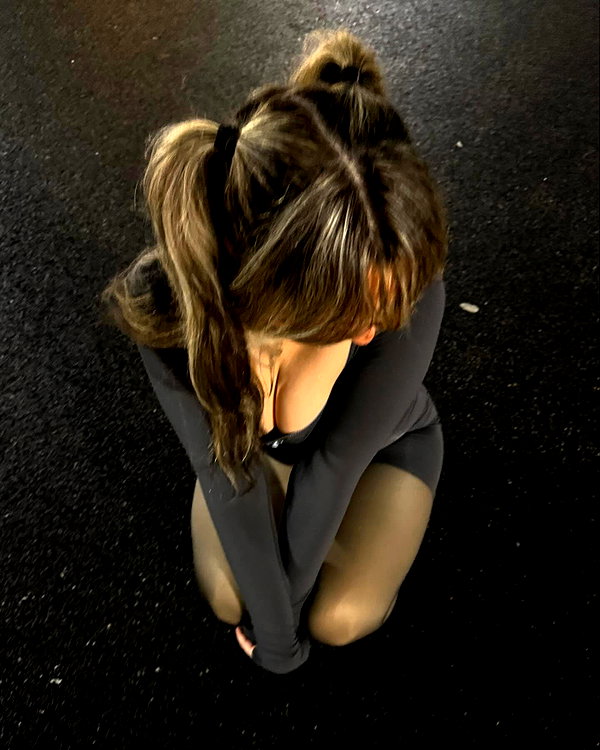 v.qx instagram image archive image