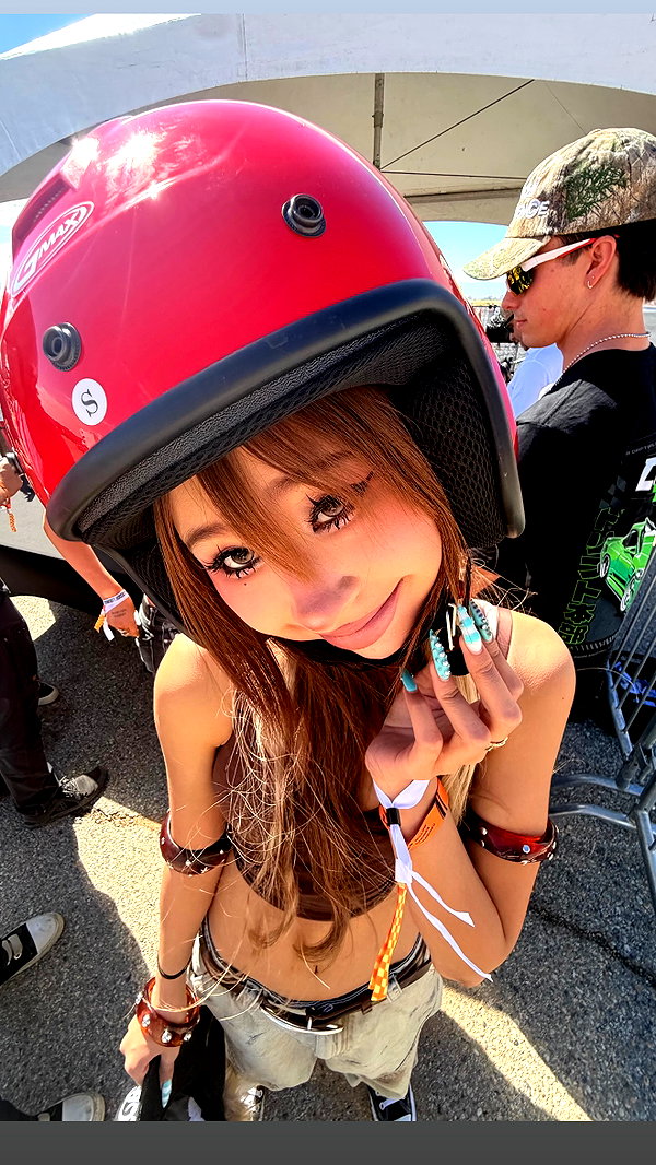 princessamelia_official instagram image archive image