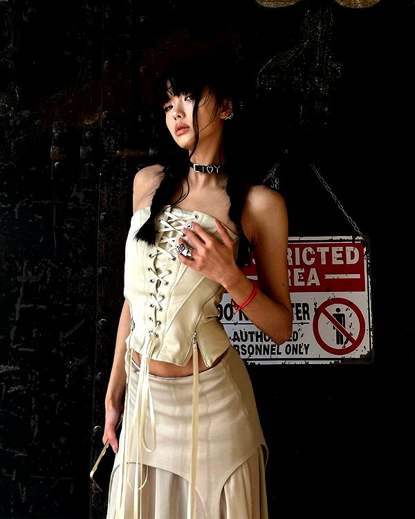 fair_mua instagram image archive image