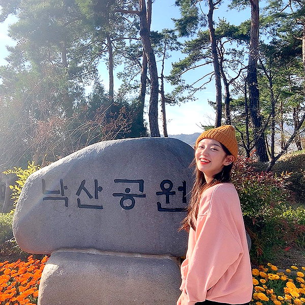 hyeweon__ instagram image archive image