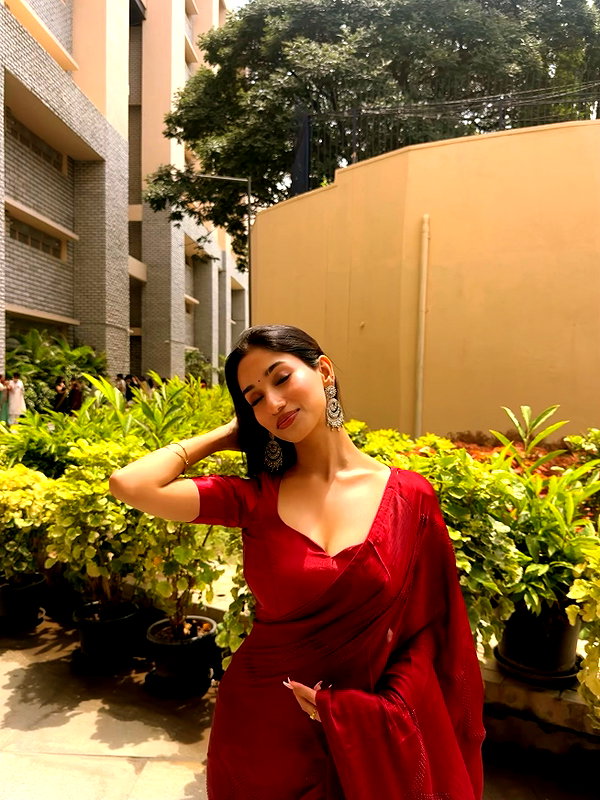 shanayarv instagram image archive image