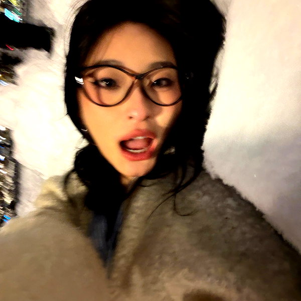 yifan.liii instagram image archive image