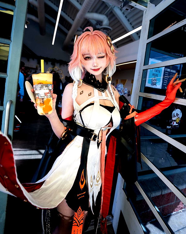 xier_cos instagram image archive image