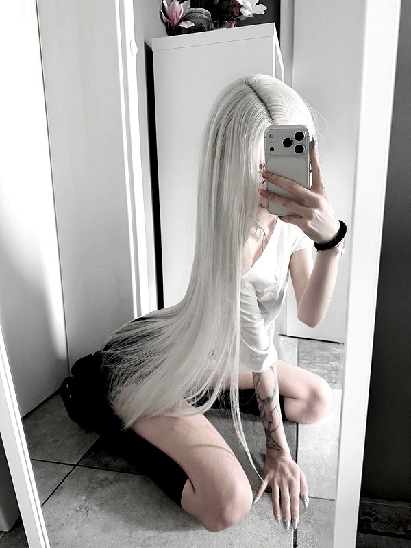 annaemiliaz instagram image archive image