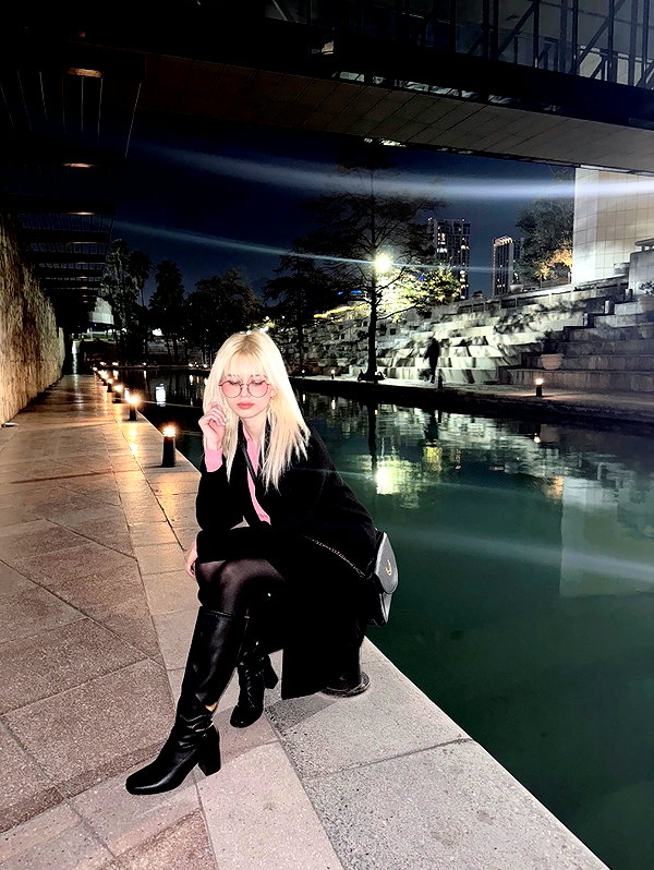 luly1980s instagram image archive image