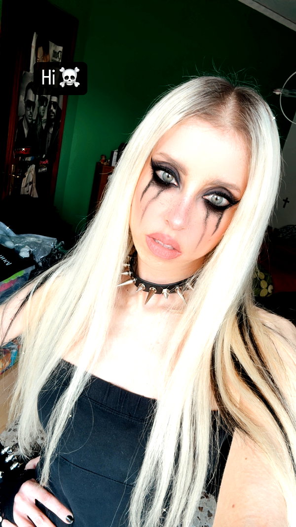 roxiechelon2 archive image