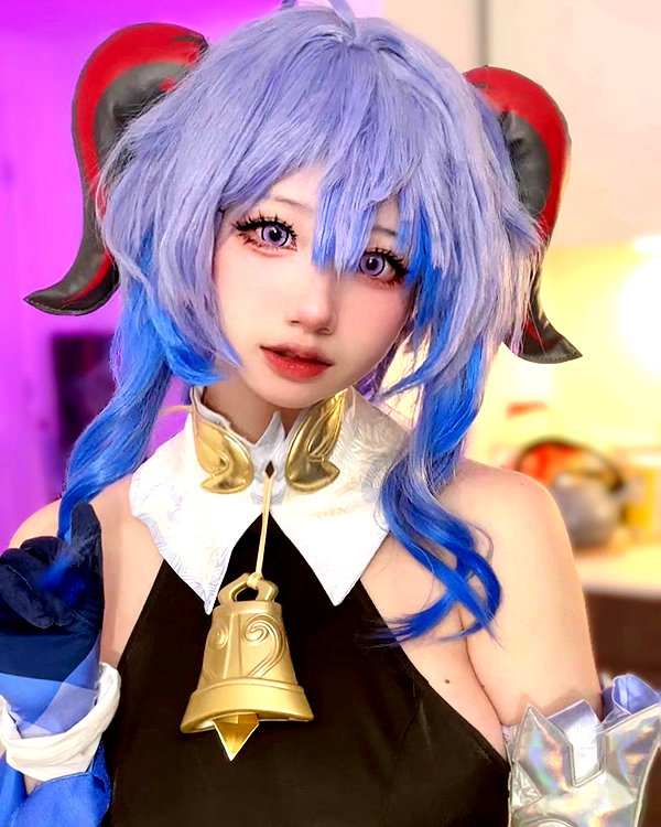 xier_cos instagram image archive image