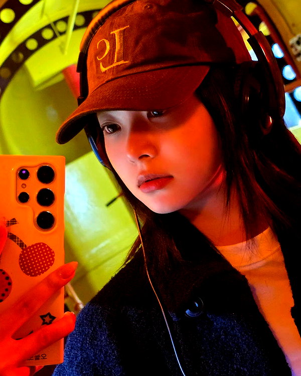 hhh.e_c.v instagram image archive image