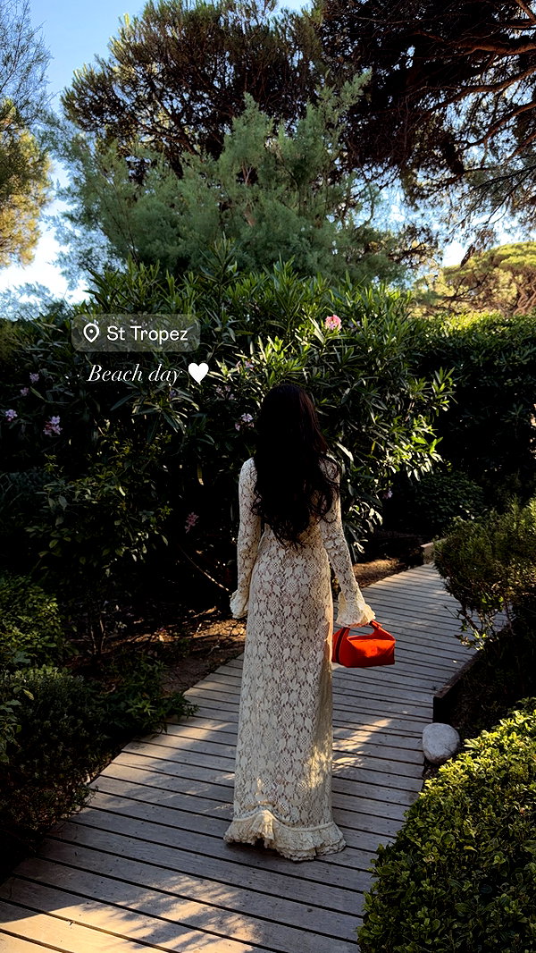 zoeliss instagram image archive image