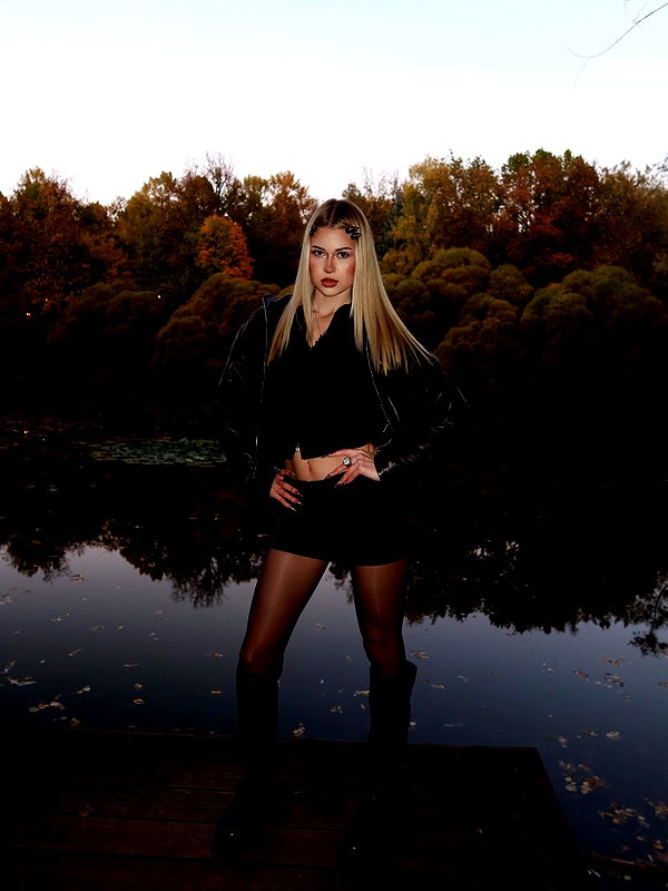 ariseviss instagram image archive image