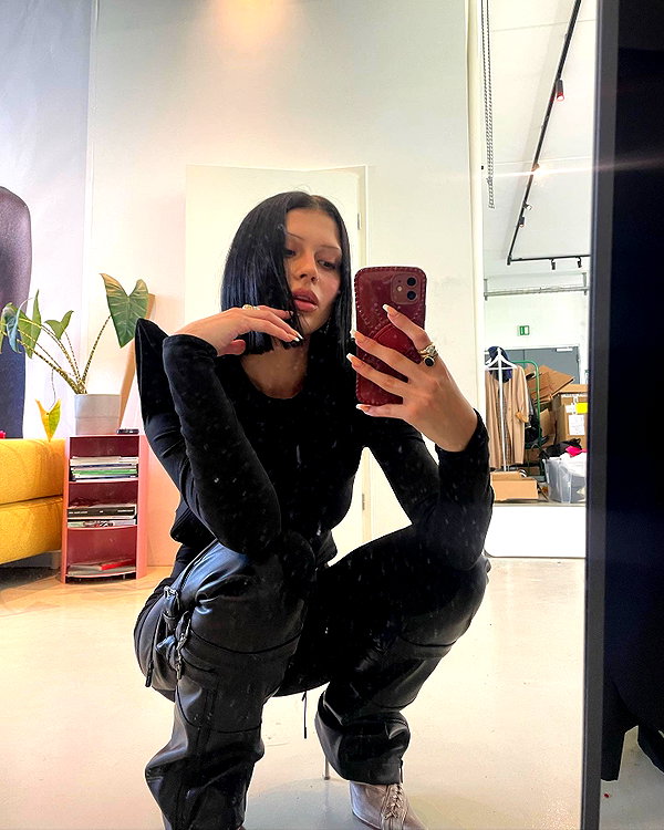 karolinaawasik instagram image archive image