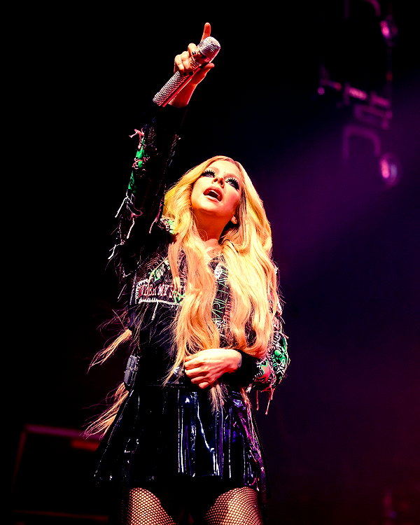 avrillavigne instagram image archive image
