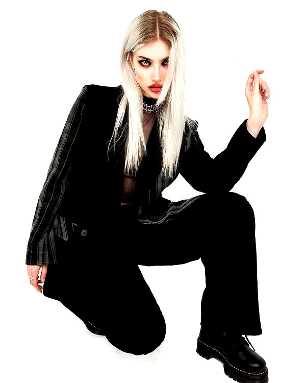 anya4everr instagram image archive image