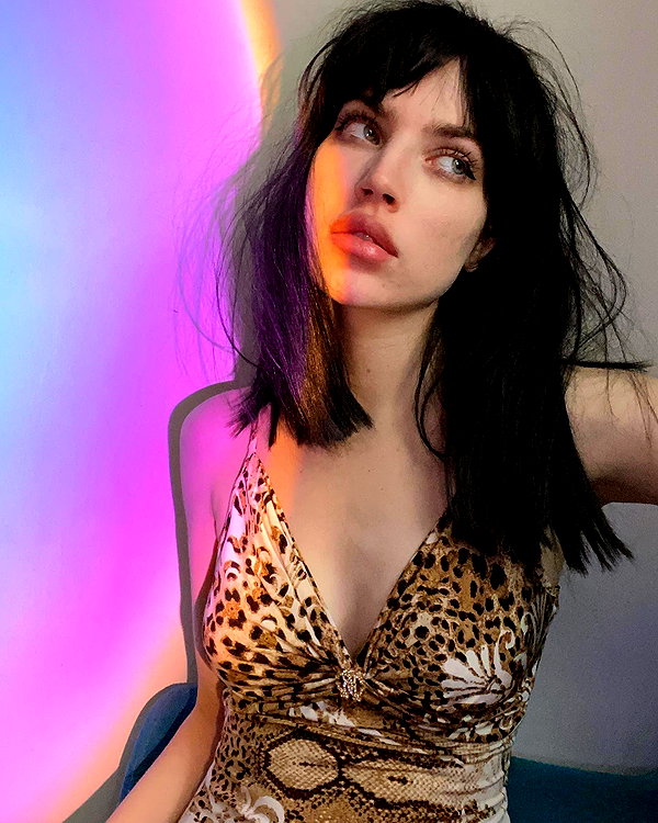 alien.hanna instagram image archive image
