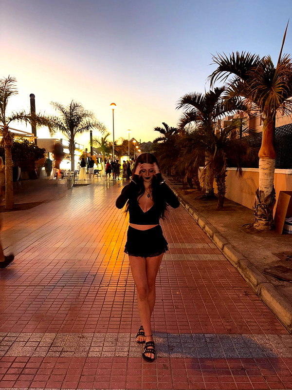 __dedgrl instagram image archive image