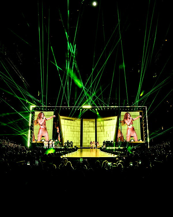 shakira instagram image archive image