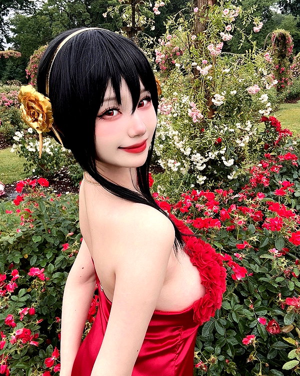 xier_cos instagram image archive image
