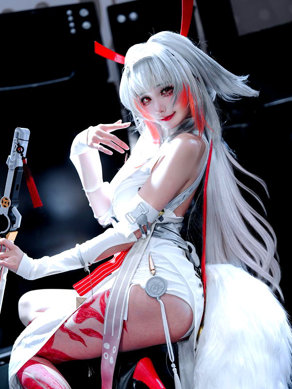 xier_cos instagram image archive image
