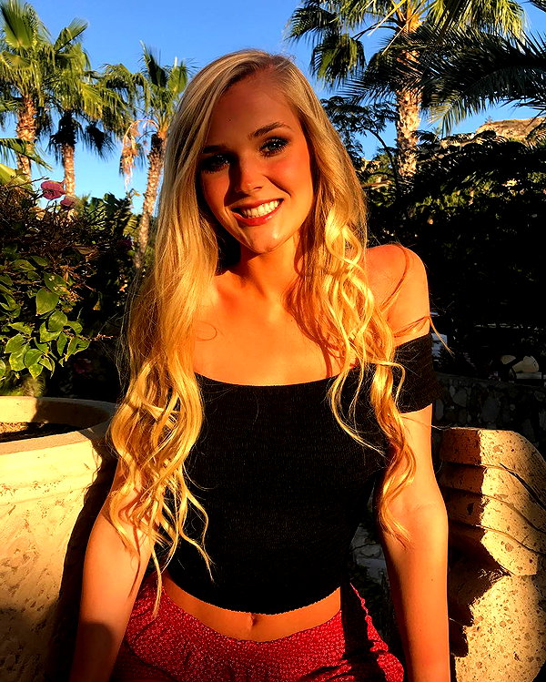 allie_dunn instagram image archive image