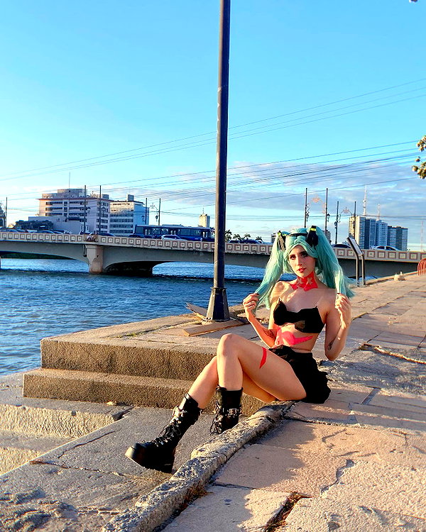 jadelaverne instagram image archive image