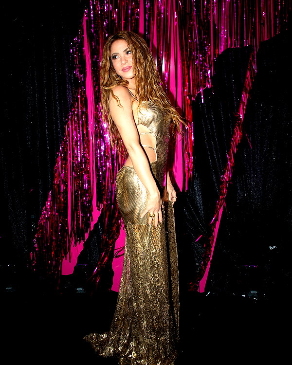 shakira instagram image archive image