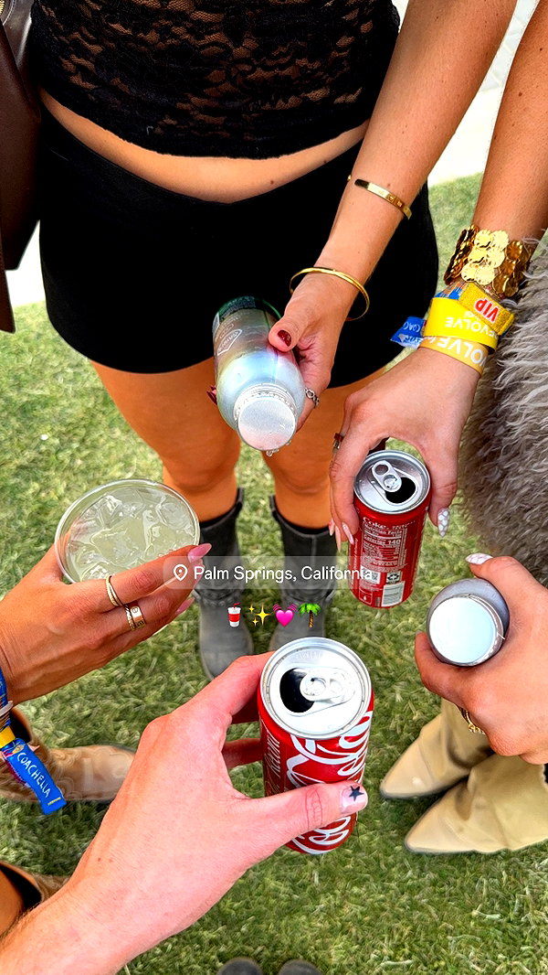 sophadophaa_ instagram image archive image