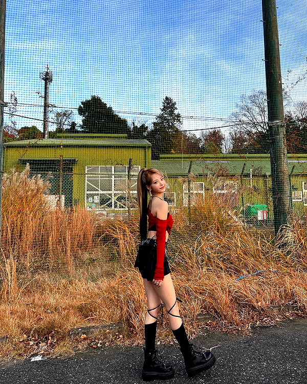 hhh.e_c.v instagram image archive image