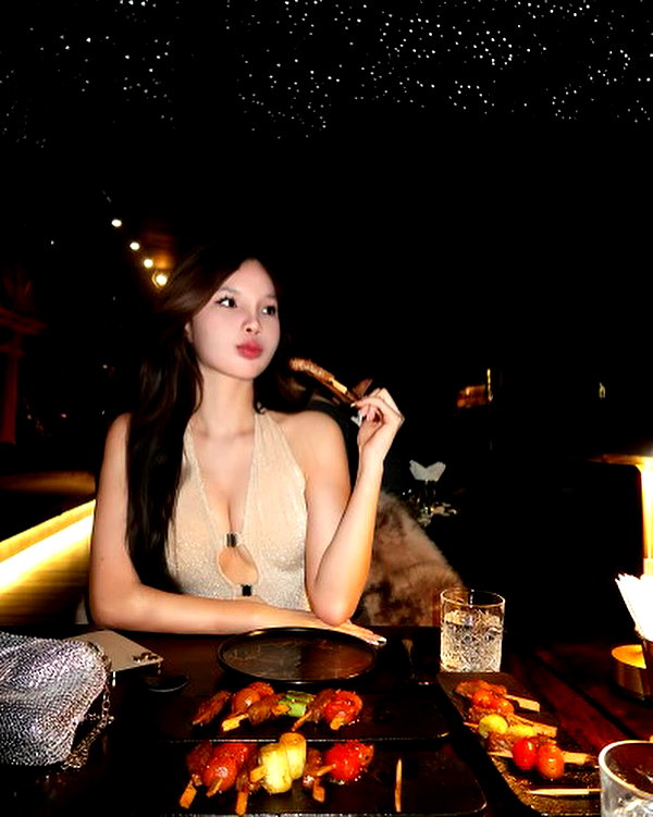 lyhythuedoxinh instagram image archive image